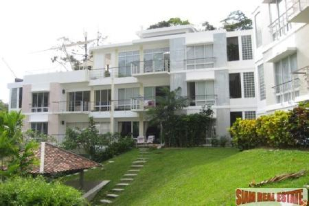 Condominium 3 Bedrooms with very large communal pools for rent at Kamala, Phuket-1