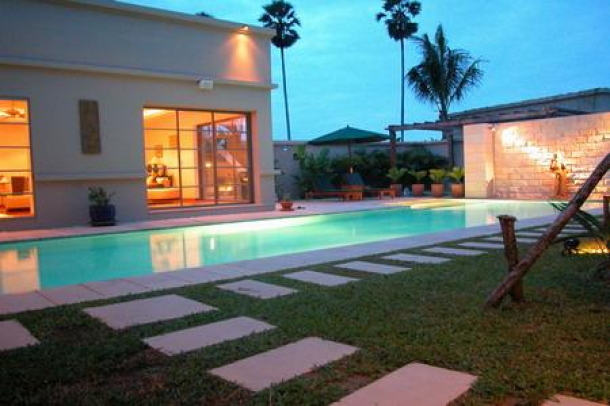 Luxury villa on Phuket's West Coast-2