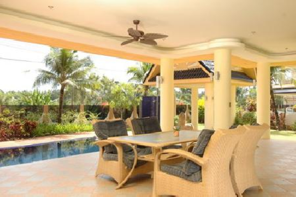 Quality pool villa in Rawai-3