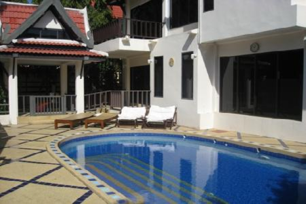 4 Bedroom House with a Private Swimming Pool For Sale at Rawai, Phuket-7