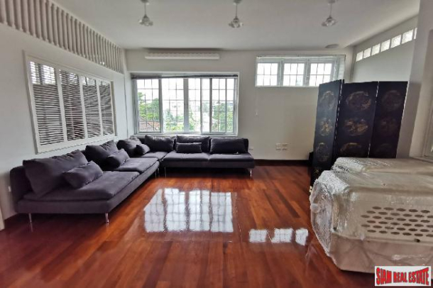 4 Bedroom Townhouse with Communal Swimming Pool and Sea-View For Rent at Rawai, Phuket-22