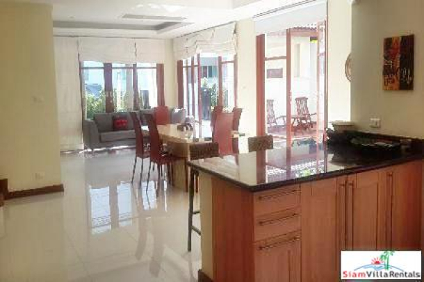 Exquisite Modern 2-Storey House with a Private Pool for Rent-10