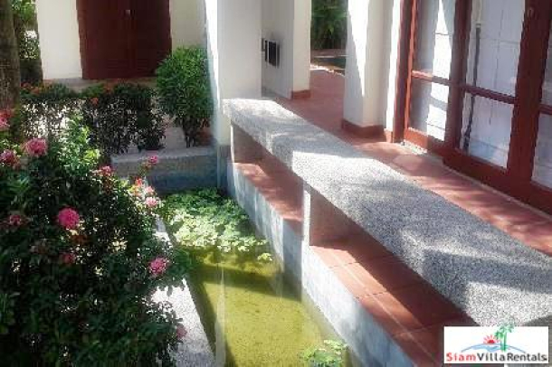 Exquisite Modern 2-Storey House with a Private Pool for Rent-14