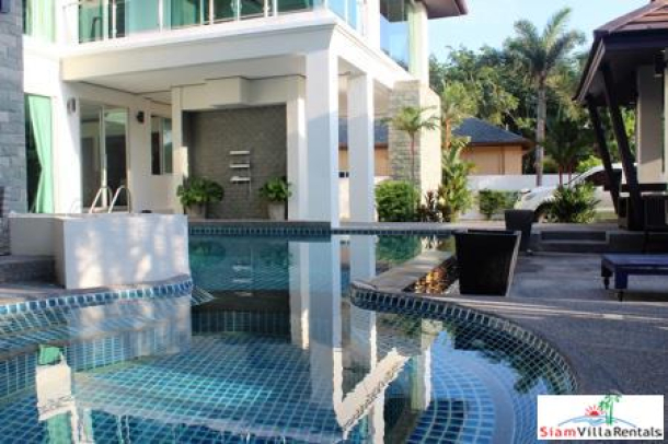 Beautiful Contemporary House with a Nice Garden and Swimming Pool for Holiday Rental-4