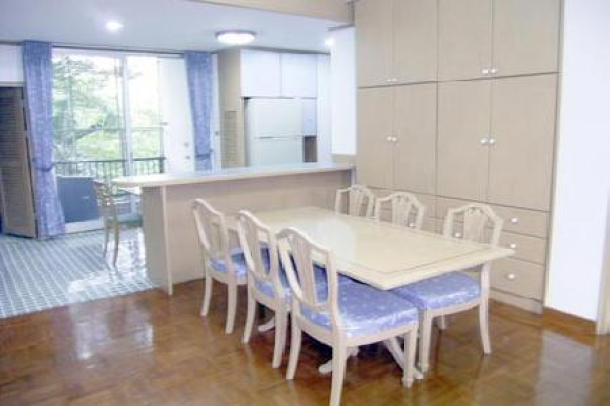 Quiet Three Bedroom Apartment for Rent Close to Thonglor BTS-1