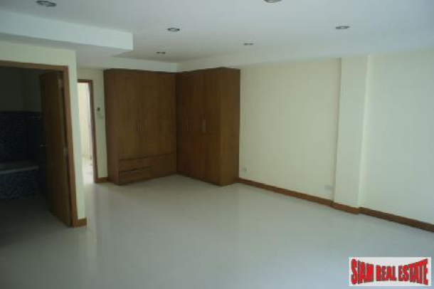 Beautiful Contemporary Sea-View Apartment with a Roof Terrace for Resale at Patong-9