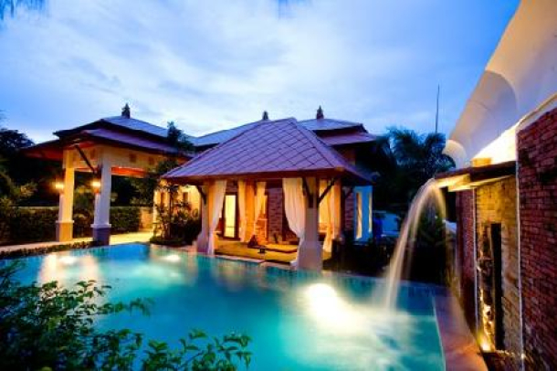 Tropical Style Pool Villa for Sale in Rawai, Phuket.-1