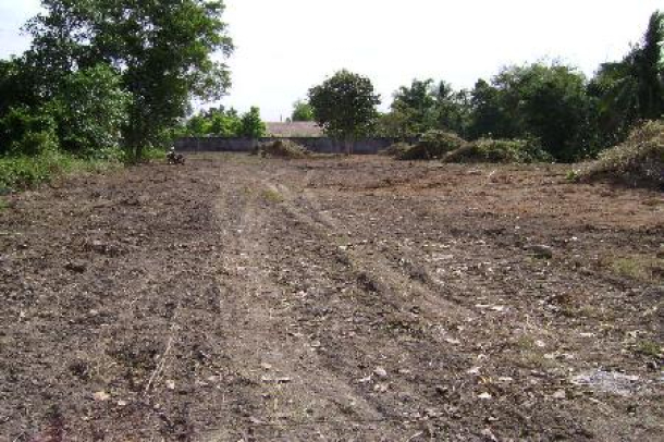 Over 2 Rai of Attractive Land For Sale at Chalong-3