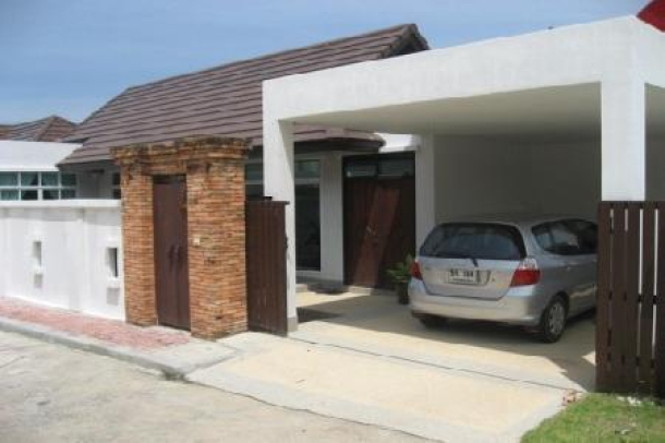 3 Bedroom Pool Villa within a Gated Community for Rent at Cheng Talay-2