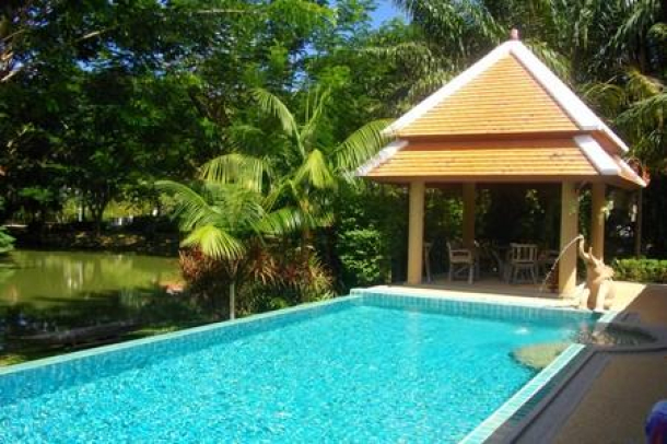 Nai Harn Baan Bua - Chic Three Bedroom House on an Exclusive Estate for Rent at Nai Harn-3