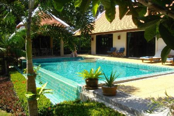 Nai Harn Baan Bua - Chic Three Bedroom House on an Exclusive Estate for Rent at Nai Harn-1