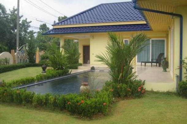 Beautiful Modern Pool Villa with Three Bedrooms for Rent at Rawai-1