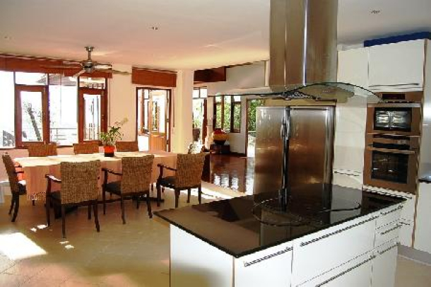 Villa Yoosook | Luxury Seven Bedroom  Sea Villa Pool Villa For Holiday Rental in Patong-2