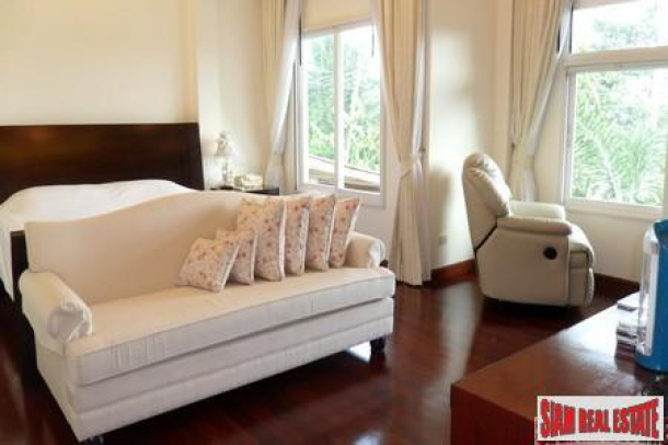 Large Modern Thai Five Bedroom House Situated on the Beach at Khao Khad for Sale-9