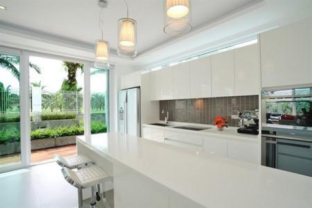 Chic and Contemporary Designed Homes within a New Development Hugging Loch Palm Golf Course-6