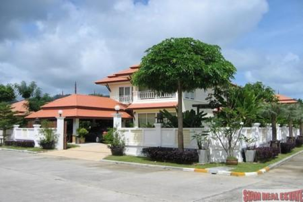 Large Modern Four Bedroom House For Rent at Cherng Talay-3