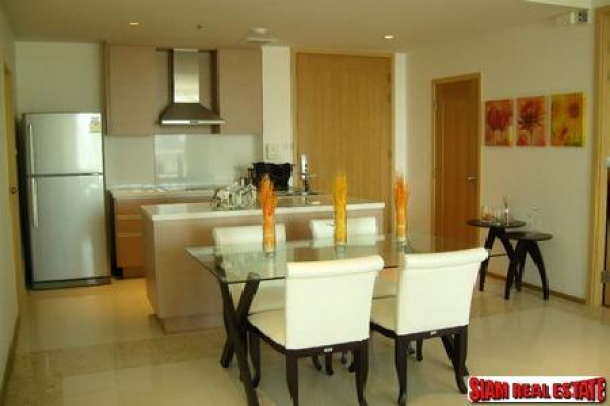 2 Bedroom, 2 bathrooms Luxurious high rise condo for RENT right on Sathorn - Narathiwas Intersection-6