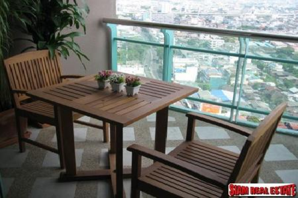 RENTED Gorgeous view of Chaophraya River on 23rd floor, One bedroom, One bathroom Condo for RENT, Close to Chaophraya River, BTS (Saphan Taksin Station), Shrewsbury International School-5