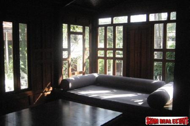 Baan Sukjai | Sukhumvit 40, Three Bedrooms Thai Traditional House with in-house Swimming Pool-2