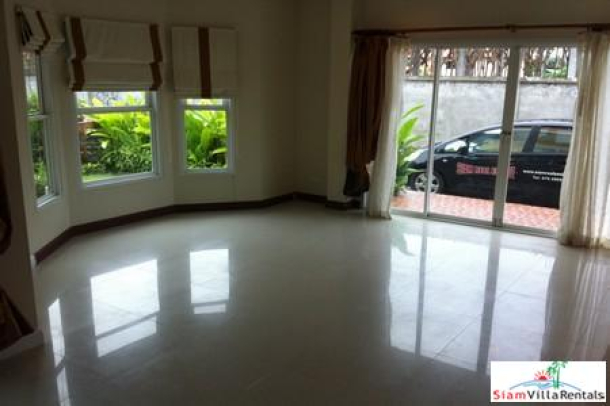 Modern Three Bedroom Unfunished House with a Private Swimming Pool For Long Term Rent at Chalong-6