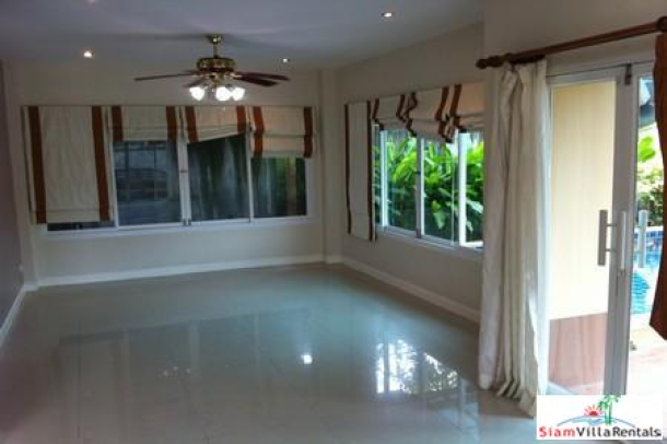 Modern Three Bedroom Unfunished House with a Private Swimming Pool For Long Term Rent at Chalong-7
