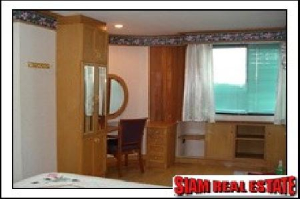 Condo for Sale, 2 bedrooms 2 bathrooms on 7th floor, at Sukhumvit 23-2