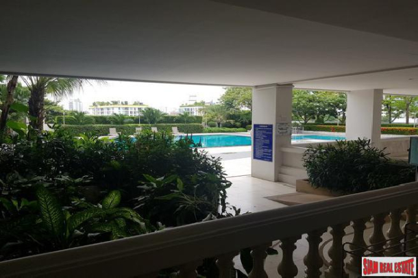 Luxurious Sea-View Condominium with a Private Swimming Pool For Sale at Kata-19
