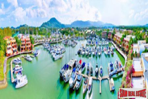 Three and Four Bedroom Houses Situated at the Exclusive Boat Lagoon Marina For Sale-7