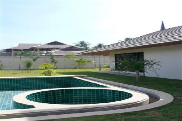Fabulous Houses all with Swimming Pools, Discounted Prices in East Pattaya-3