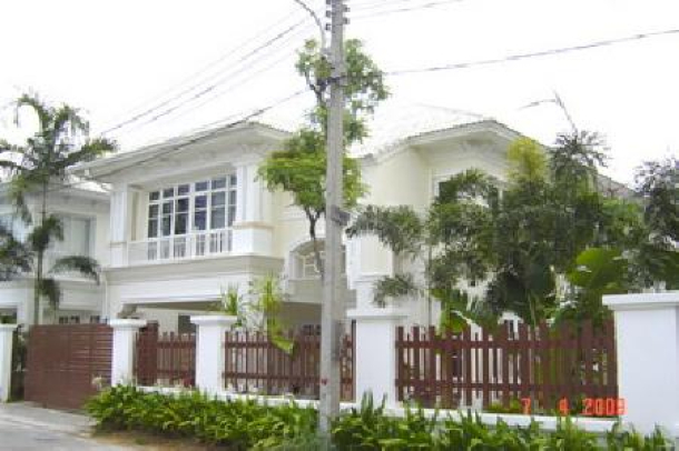 Very Impressive Private House For Long Term Rent - Na Jomtien-1