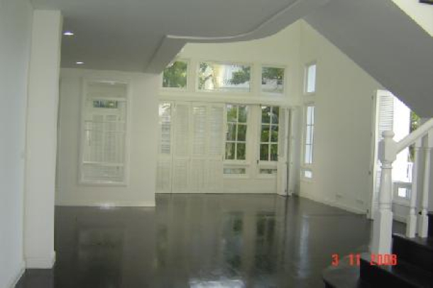 Very Impressive Private House For Long Term Rent - Na Jomtien-5