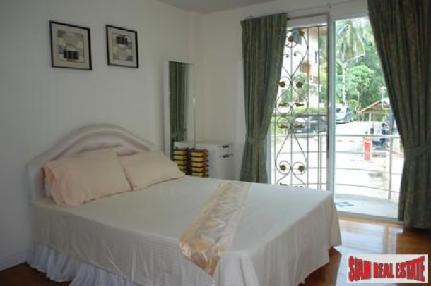 Four Bedroom Sea-View House with Communal Swimming Pool For Sale at Kata-7