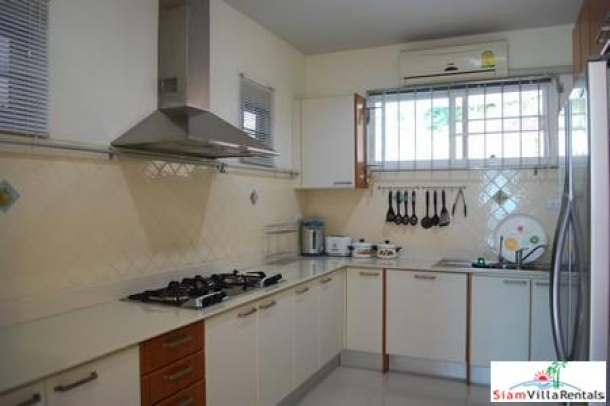 Comfortable 4 Bedrooms, 3 bathrooms with 2 storey family house for Rent, Windmill, Bangna.-12