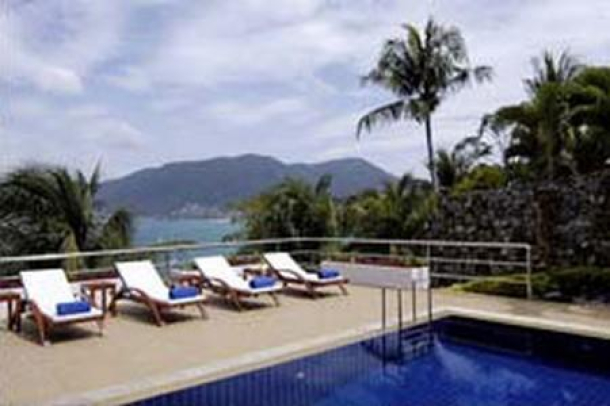 Suan Villa | Modern Thai ThreeBbedroom House with Sea-Views and a Swimming Pool For Holiday Rent at Patong-2