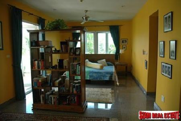 Comfortable 4 Bedrooms, 3 bathrooms with 2 storey family house for Sale, Windmill, Bangna.-5