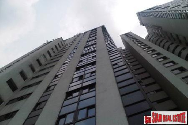 New Condominium 6 storey With The Architecture of Normandy in Pattaya-18