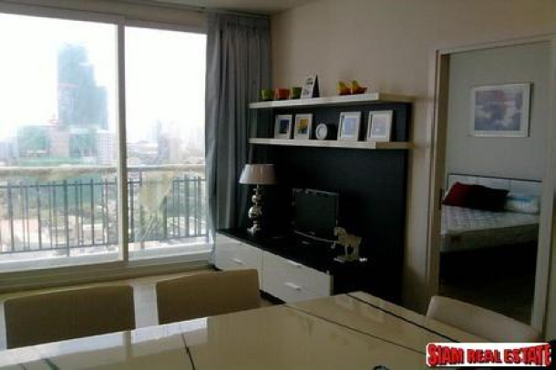 1 bedroom, 1 bathroom, fully furnished on 16th floor, unblocked view, 53.97 SQ.M. at Sukhumvit 23, Asoke-2