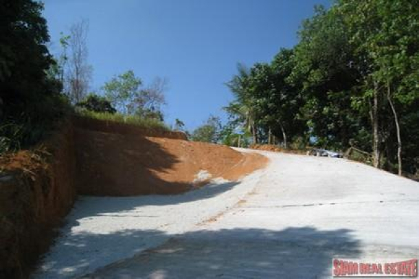 Last Plot Remianing of Land For Sale with Mountain Views at Bang Pae-6