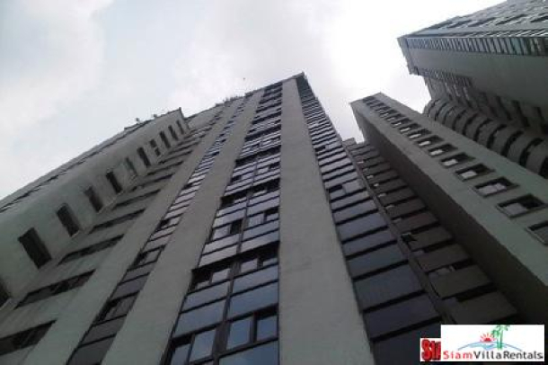 Large Two Bedroom Condominium Available For Rent In Pratumnak Area Of Pattaya-18