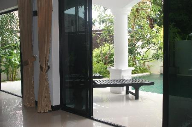 Only 300 Meters From The Beach, Thai-Bali Style Houses - Na Jomtien-4