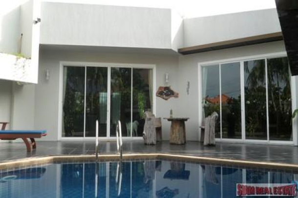 Modern Two Bedroom House for Sale at Chalong-4
