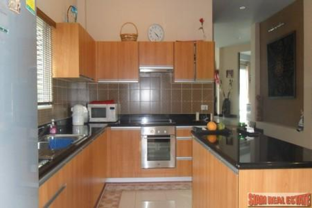 Modern Two Bedroom House for Sale at Chalong-8