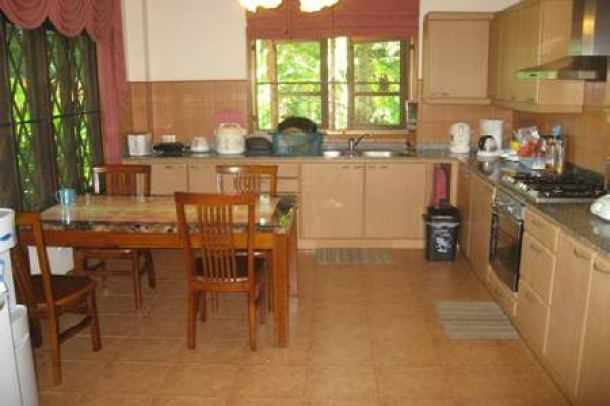 Villa For Rent with a Large Garden and Swimming Pool-7