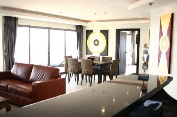 Stunning Views From The 20th Floor -  Available For Foreign Ownership - Central Pattaya-3