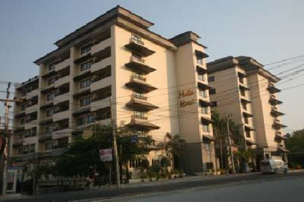 Immaculate 2 Bedroom, 2 Bathroom Condominium Available in South Pattaya-4
