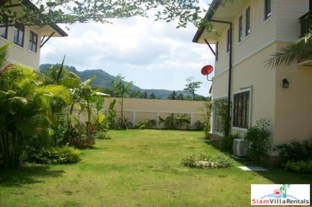 Large Modern House with a Communal Swimming Pool Available to Rent at Cherny Talay-6