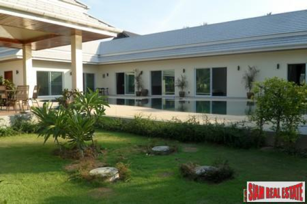 Beautiful Four Bedroom House with Swimming Pool For Sale at Rawai-11