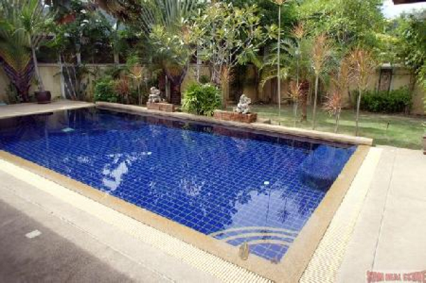 Pool Villa with Three Bedrooms For Rent at Rawai-5