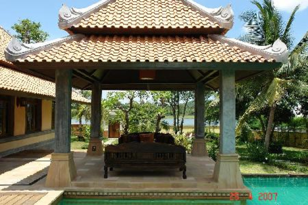 Thai-Balinese Property - Out Of This World - East Pattaya-5