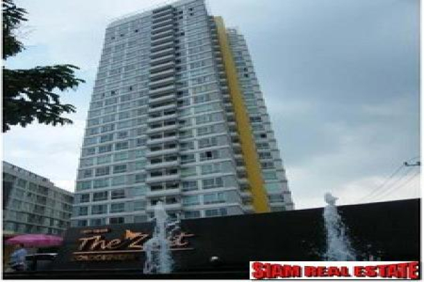 Exclusive high rise condominium on Ladprao road, Spacious 1 bedrooms 1 bathrooms condo for sale, 79 sq.m. on 20th floor, The Zest condominium-7
